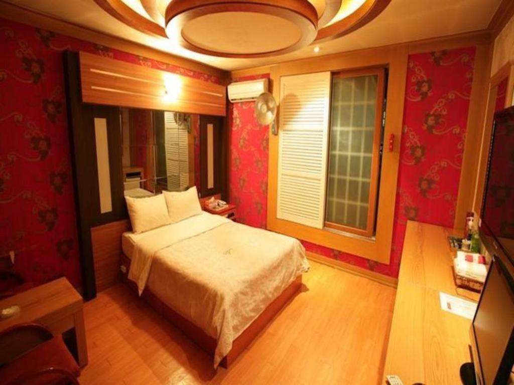 Valentine Hotel Goyang Exterior foto
