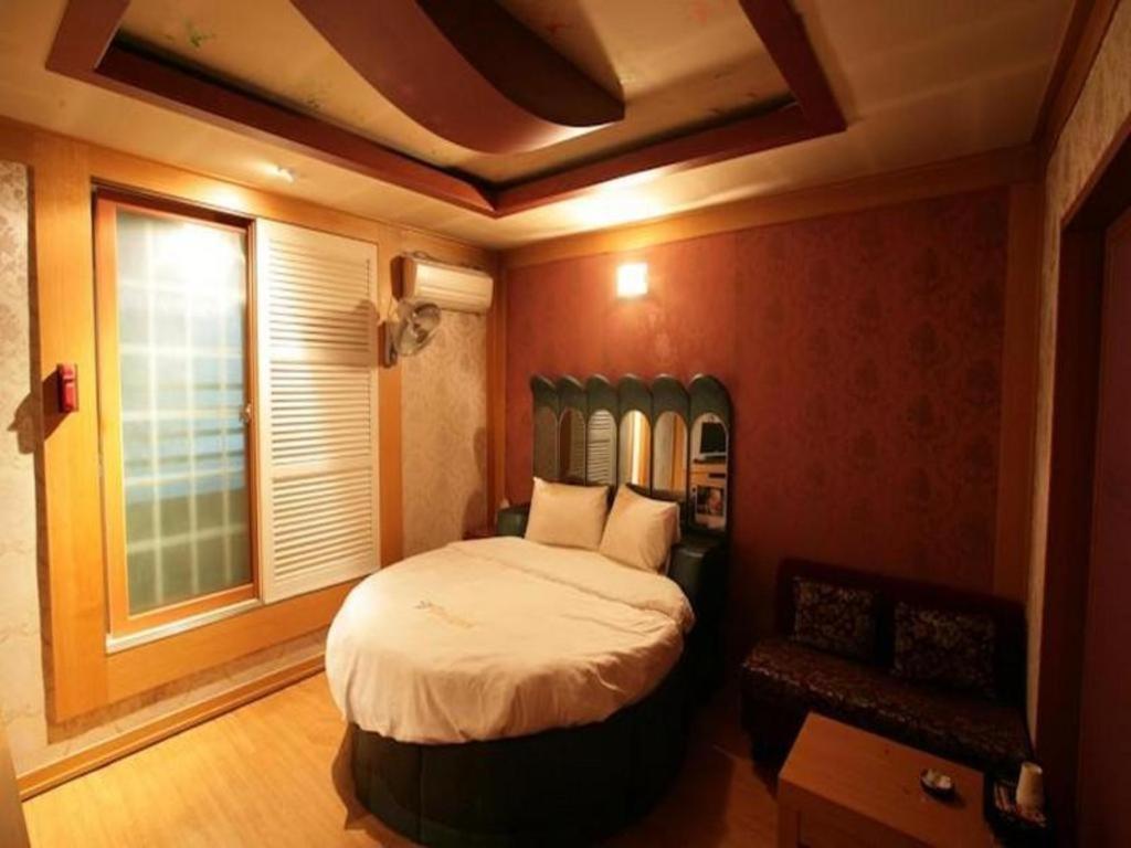 Valentine Hotel Goyang Exterior foto